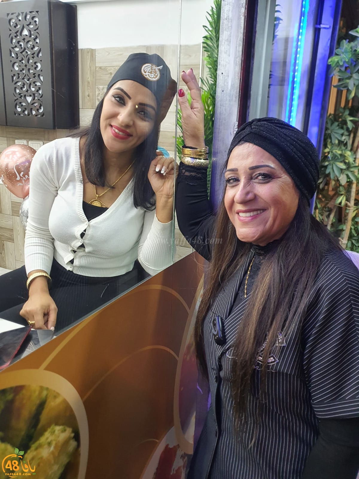 بالصور: افتتاح محل كنافة للحلويات في مدينة الرملة